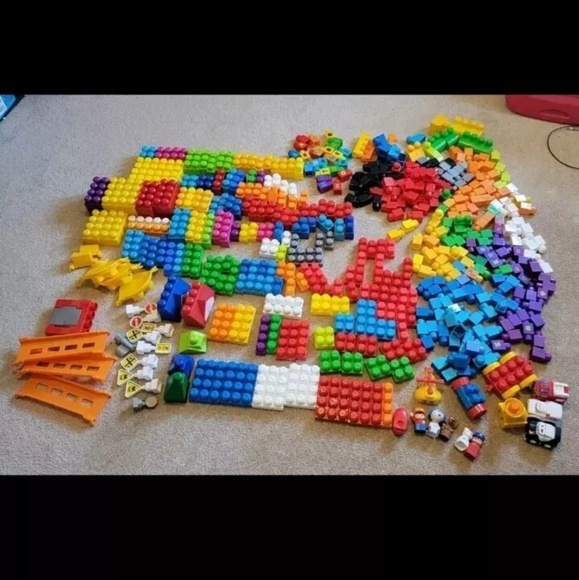Lot Of 60 First Builders Mega Bloks Building Blocks All Sizes All Colors Lot (6a - Picture 8 of 8